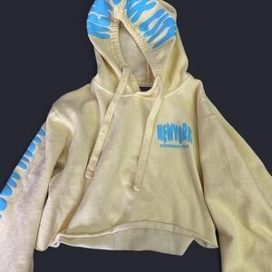 Yellow Crop Top Hoodie with Blue Print